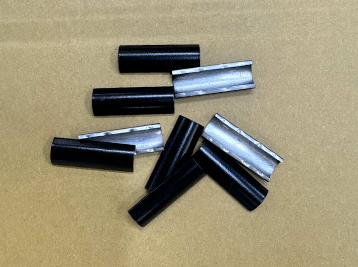 (2) Metal Qtr Glass Molding Clips: 1987-95 YJ Wrangler